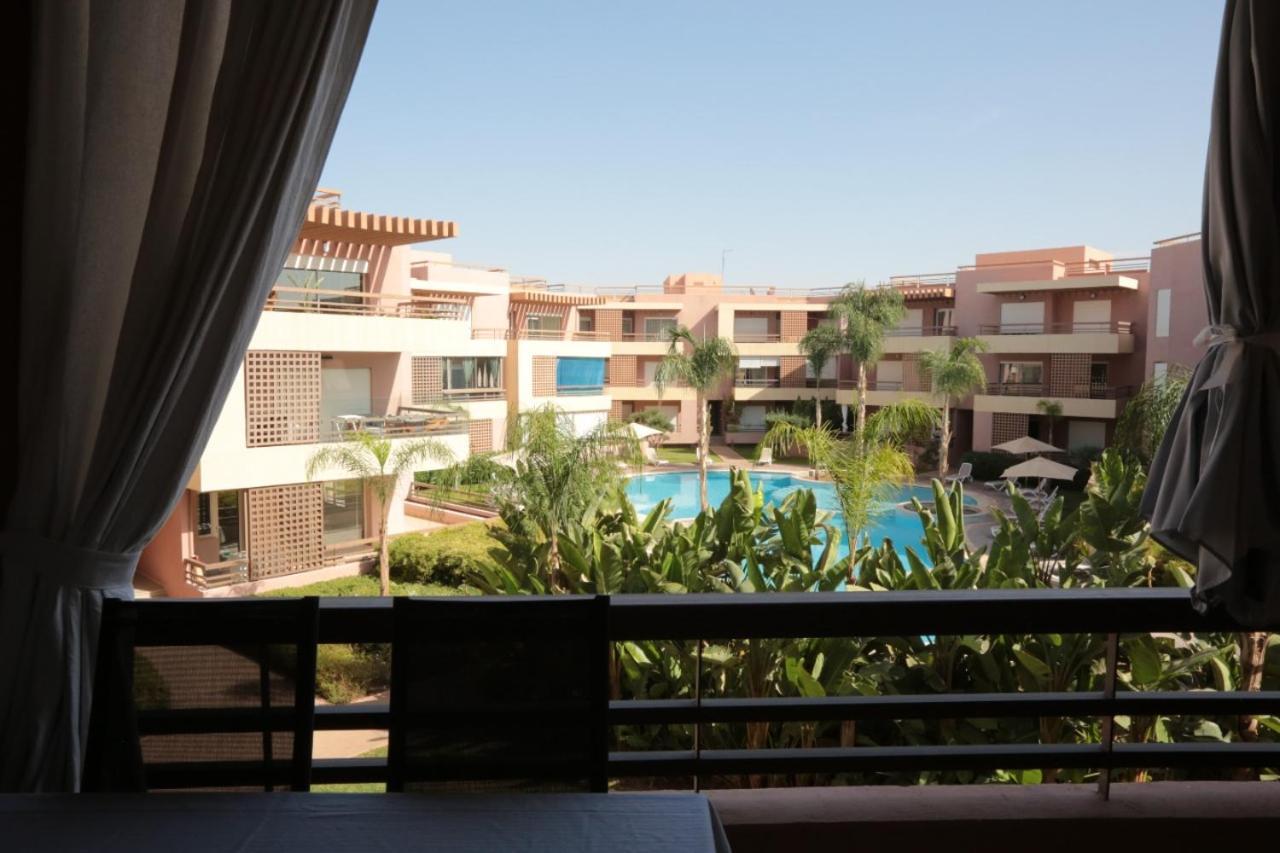 Appartement Riad White Golden Marrakesh Buitenkant foto