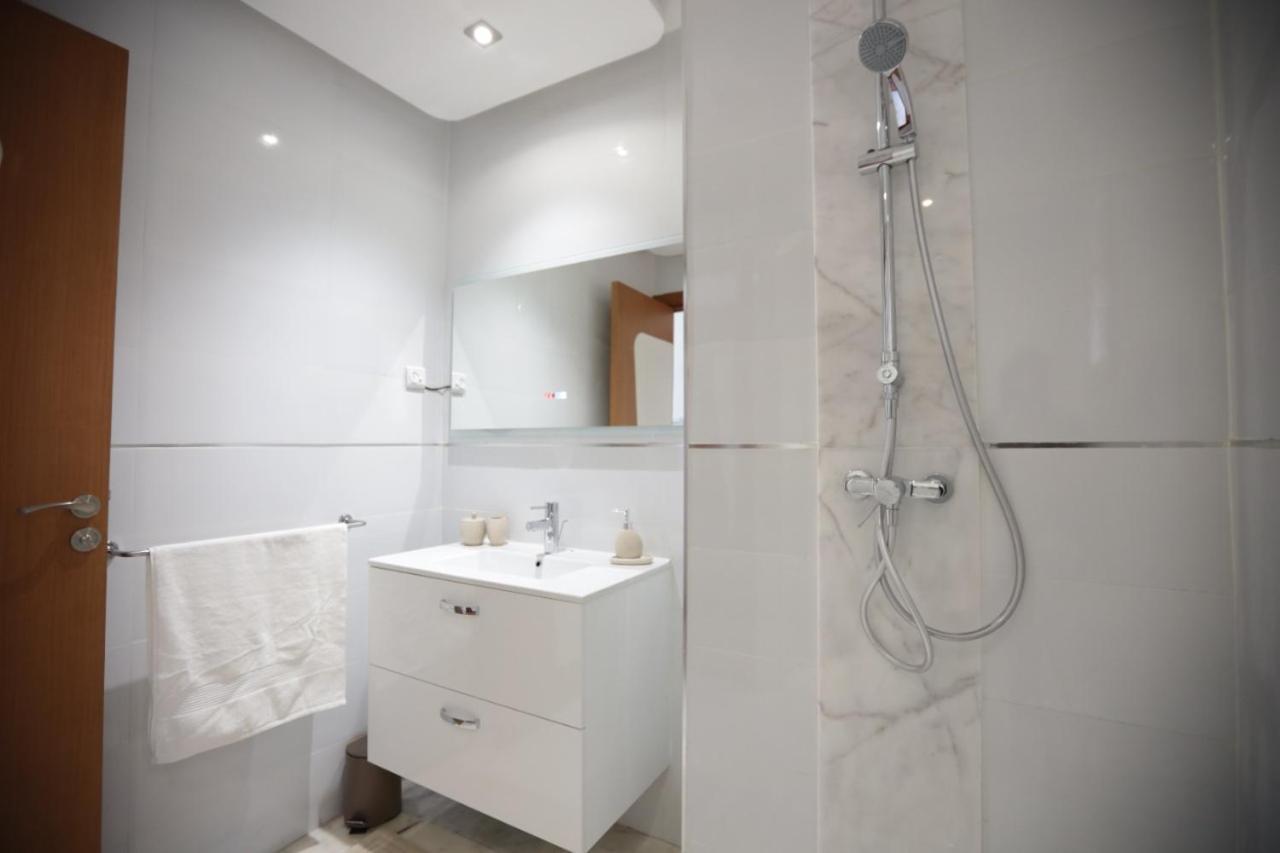 Appartement Riad White Golden Marrakesh Buitenkant foto